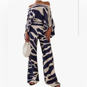 NWOT | Women’s Two Piece Off The Shoulder Set